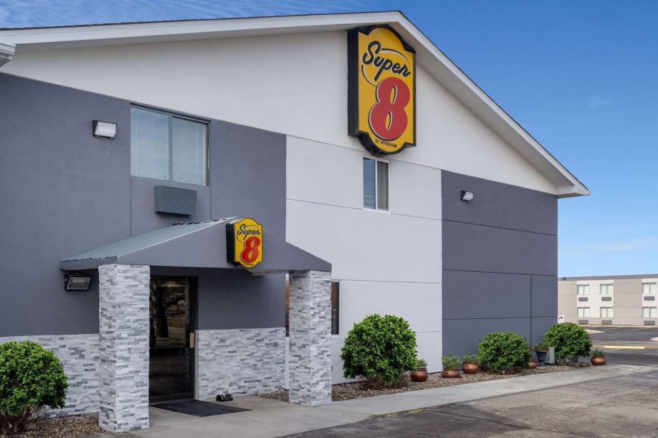 Super 8 By Wyndham Merrillville Ngoại thất bức ảnh