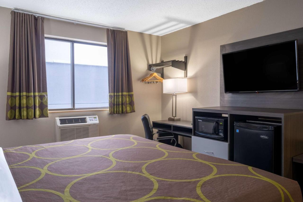 Super 8 By Wyndham Merrillville Ngoại thất bức ảnh