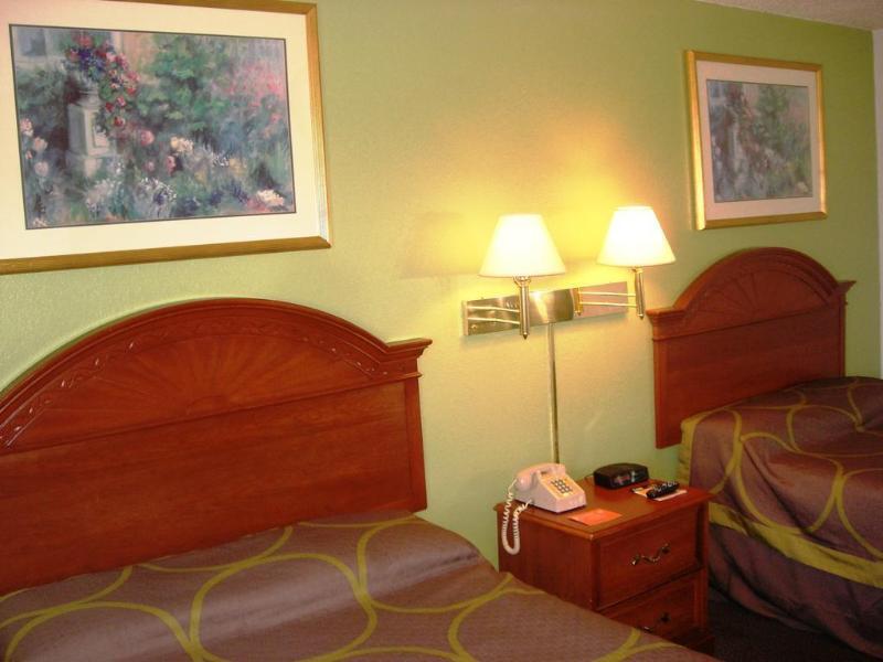 Super 8 By Wyndham Merrillville Ngoại thất bức ảnh